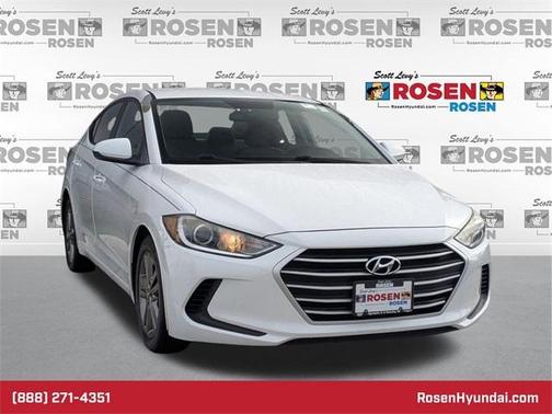 2017 Hyundai ELANTRA SE