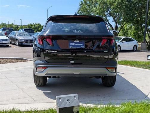 2025 Hyundai TUCSON SEL