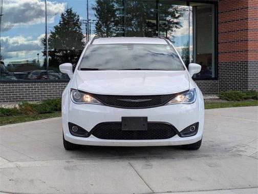 2018 Chrysler Pacifica Touring-L Plus