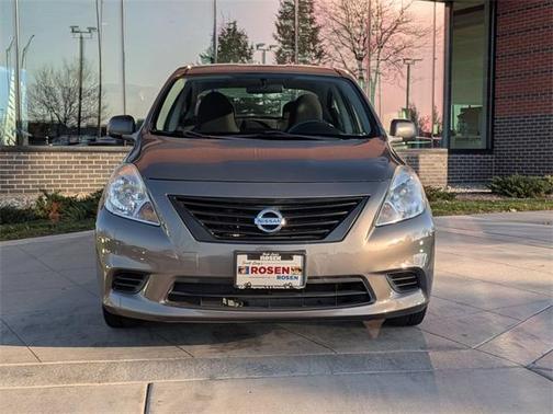 2014 Nissan Versa 1.6 S+