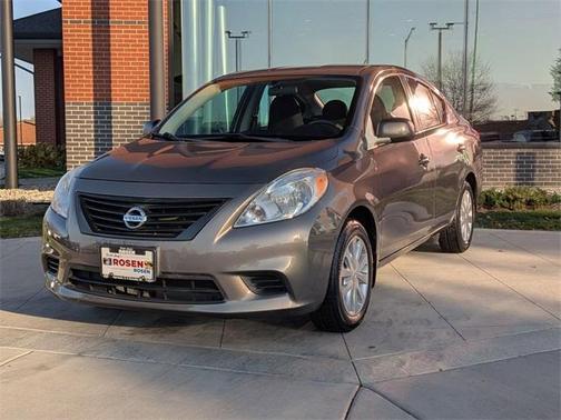 2014 Nissan Versa 1.6 S+
