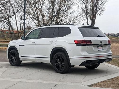 2022 Volkswagen Atlas 3.6 V6 SEL R-Line Black