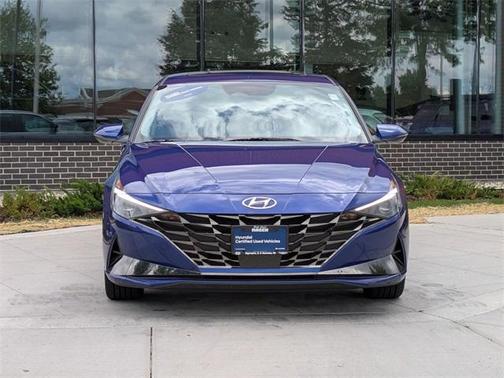 2022 Hyundai ELANTRA SEL