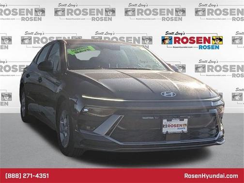 2025 Hyundai SONATA SE