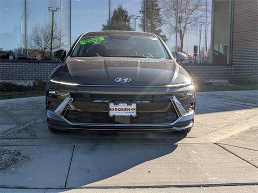 2025 Hyundai SONATA SE