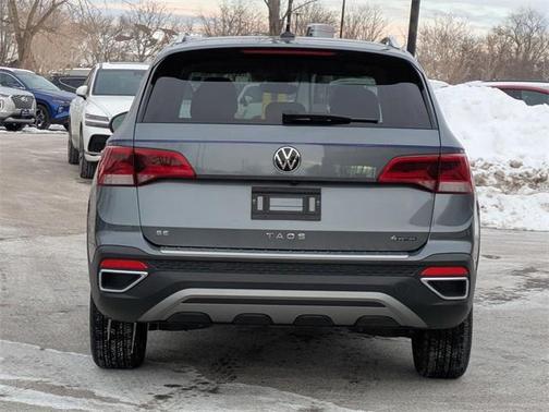 2024 Volkswagen Taos 1.5T SE