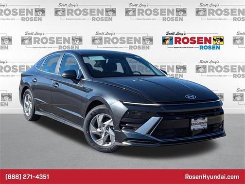 2025 Hyundai SONATA SE