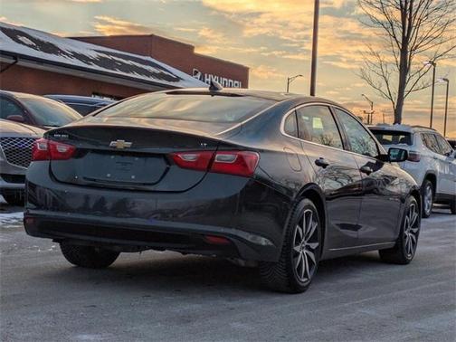 2017 Chevrolet Malibu 1LT