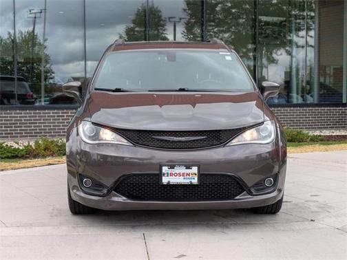 2019 Chrysler Pacifica Touring-L Plus