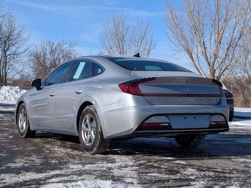 2023 Hyundai SONATA SE