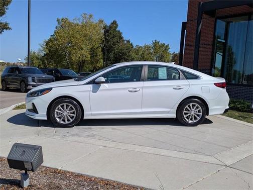 2019 Hyundai SONATA SE