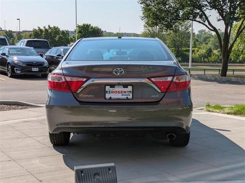 2017 Toyota Camry XLE