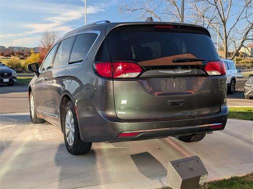 2018 Chrysler Pacifica Touring-L Plus