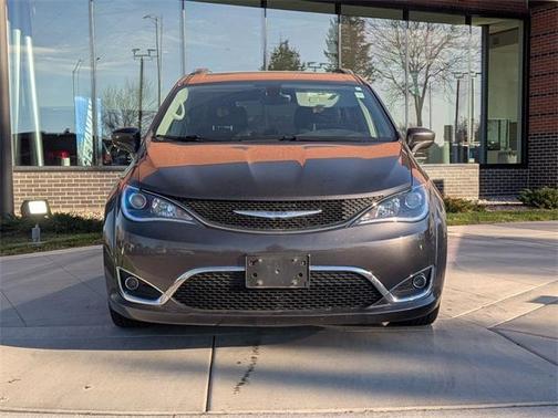 2018 Chrysler Pacifica Touring-L Plus