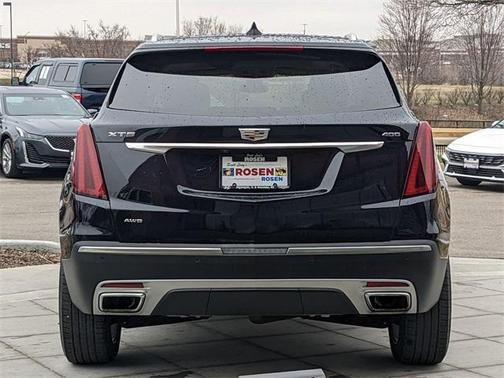 2022 Cadillac XT5 Premium Luxury