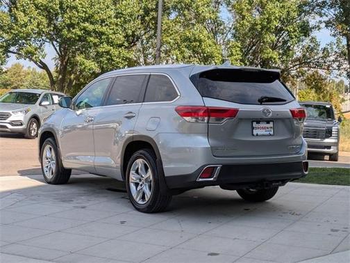 2017 Toyota Highlander Limited