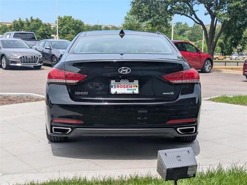 2015 Hyundai Genesis 3.8