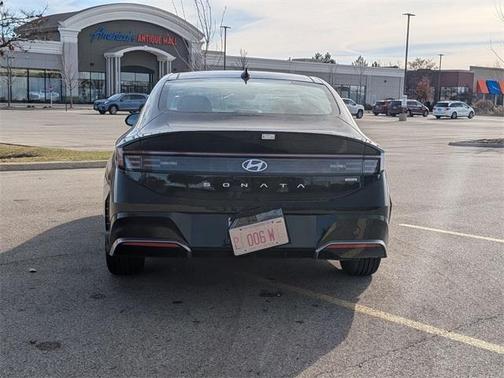 2026 Hyundai SONATA Hybrid SEL