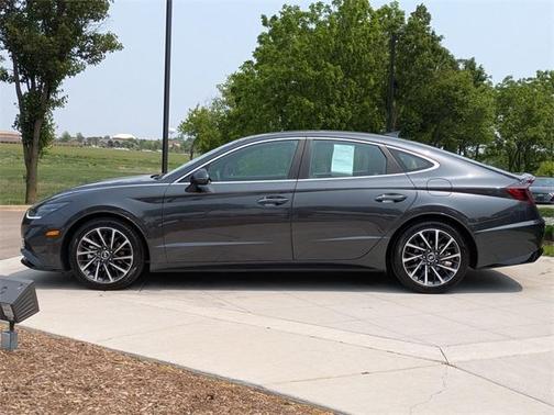 2020 Hyundai SONATA Limited