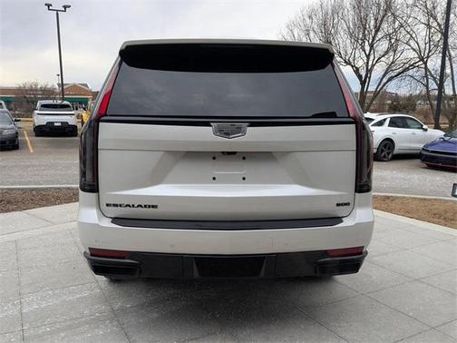 2022 Cadillac Escalade ESV Sport