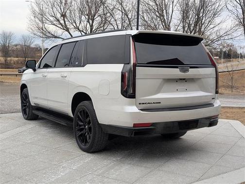 2022 Cadillac Escalade ESV Sport