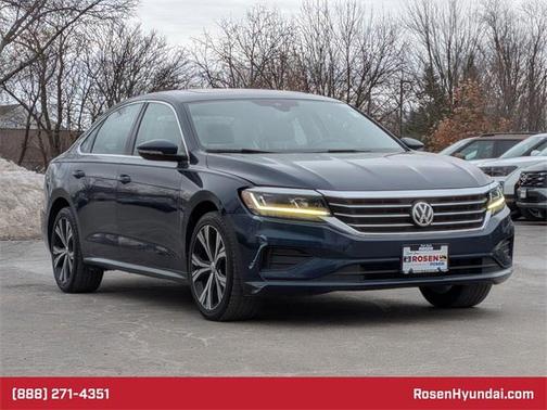 2021 Volkswagen Passat 2.0T SE