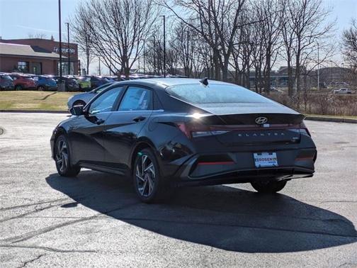 2025 Hyundai ELANTRA HEV Limited