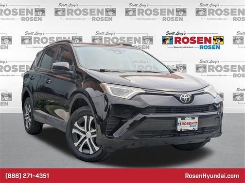 2017 Toyota RAV4 LE