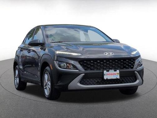 Gray 2023 Hyundai KONA SE