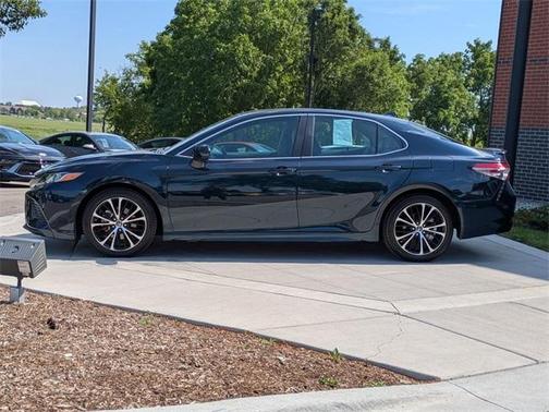 2019 Toyota Camry LE