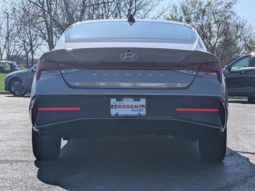 Metal 2024 Hyundai ELANTRA SEL