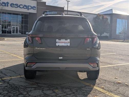 2026 Hyundai TUCSON SEL