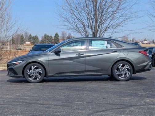 2025 Hyundai ELANTRA HEV Limited
