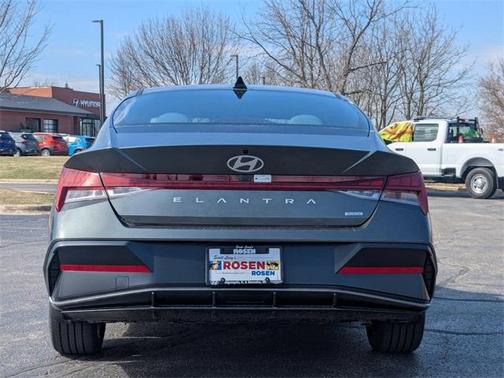 2025 Hyundai ELANTRA HEV Limited