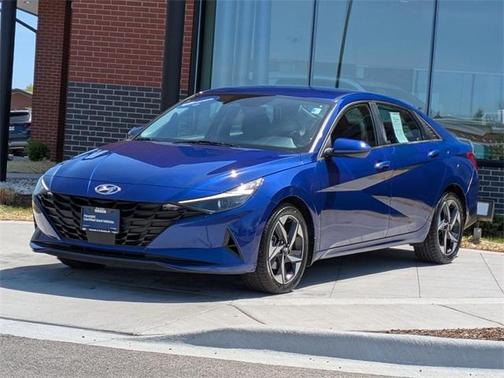2023 Hyundai ELANTRA SEL