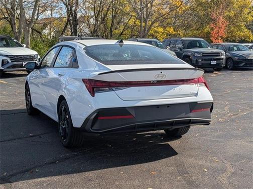 2026 Hyundai ELANTRA SEL