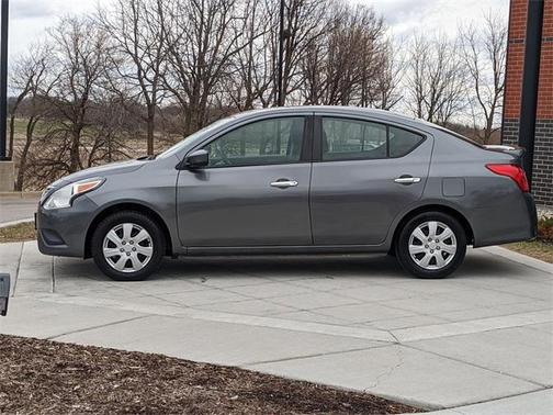 2019 Nissan Versa 1.6 SV