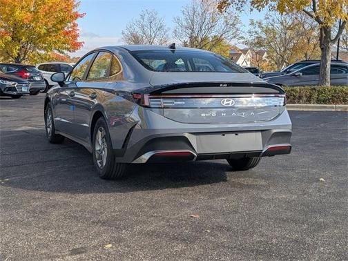 2026 Hyundai SONATA SE