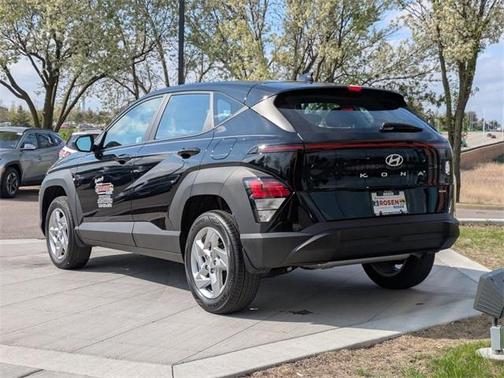 2024 Hyundai KONA SE