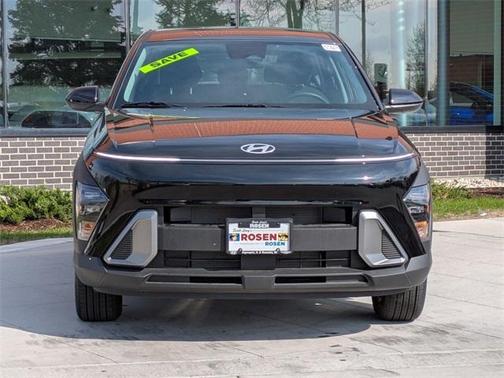 2024 Hyundai KONA SE