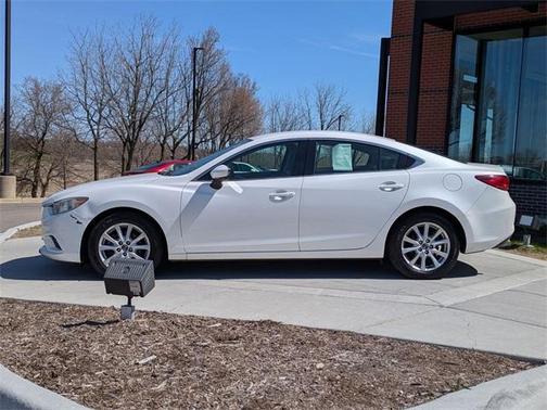 2016 Mazda Mazda6 i Sport