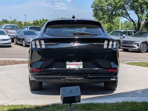 2022 Ford Mustang Mach-E Premium