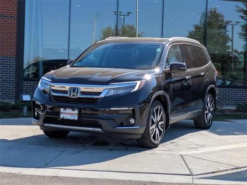 2022 Honda Pilot Touring 7-Passenger
