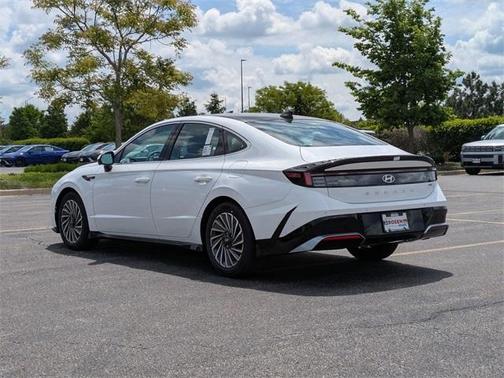 2025 Hyundai SONATA Hybrid Limited