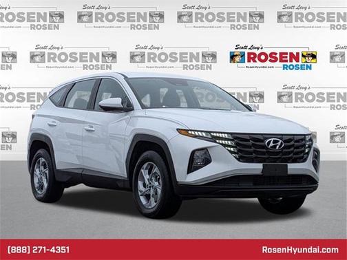 2023 Hyundai TUCSON SE