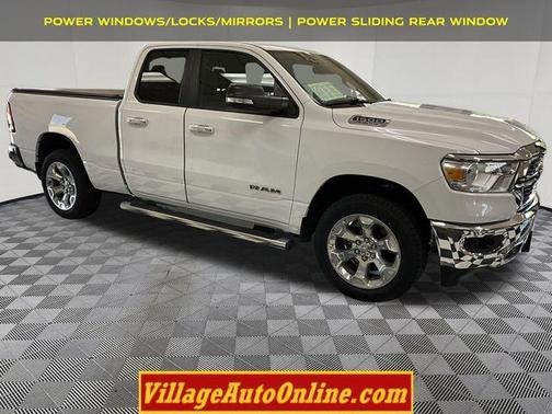 Bright White Clearcoat 2020 RAM 1500 Big Horn