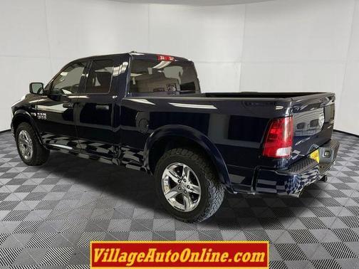 True Blue Pearlcoat 2013 RAM 1500 Tradesman/Express