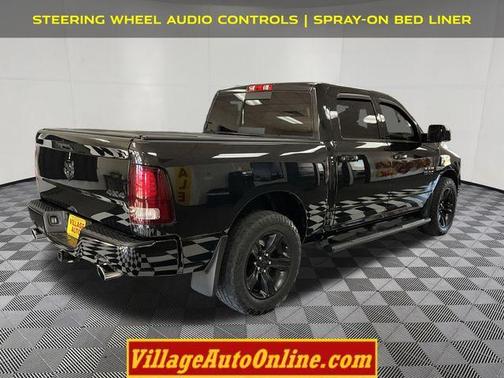 Brilliant Black Crystal Pearlcoat 2016 RAM 1500 Sport
