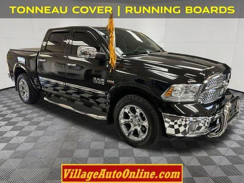 Brilliant Black Crystal Pearlcoat 2015 RAM 1500 Laramie