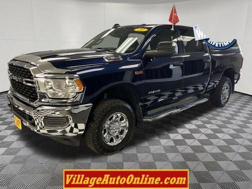 Patriot Blue Pearlcoat 2022 RAM 2500 Tradesman